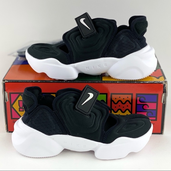 NEW Nike Aqua Rift With Socks - Picture 2 of 16